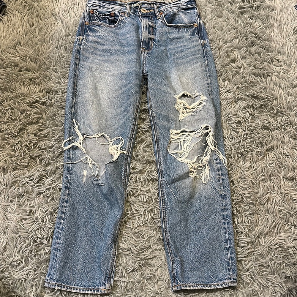 American eagle 90s boyfriend ripped jeans